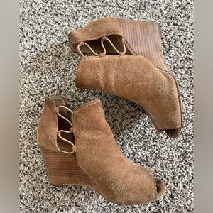 Lucky brand brown suede booties